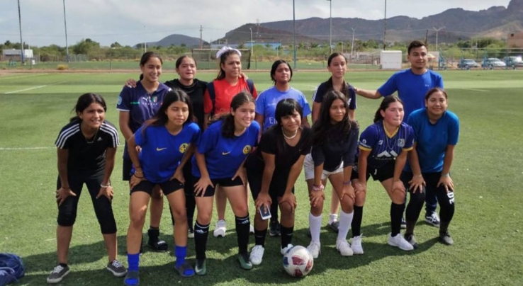 Gana en casa Leonas FC