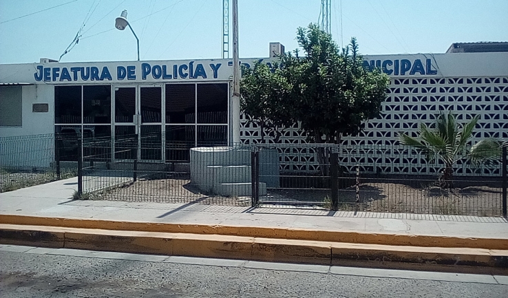 Reportan a mala paga y detienen al trabajador