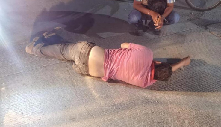 Se cae ebrio ciclista