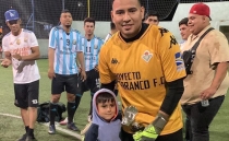 Arturo Hernández mejor portero