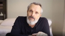 Miguel Bosé revela la verdadera causa por la que perdió la voz hace ocho años