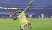 EL CLÁSICO SE PINTA DE AMARILLO  América derrota 2-1 a Chivas
