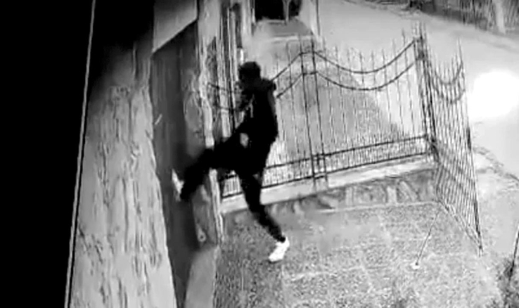 POR OCASIONAR DAÑOS EN VIVIENDA  Buscan a violento sujeto