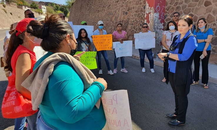 Incumple SEC a madres y padres manifestantes