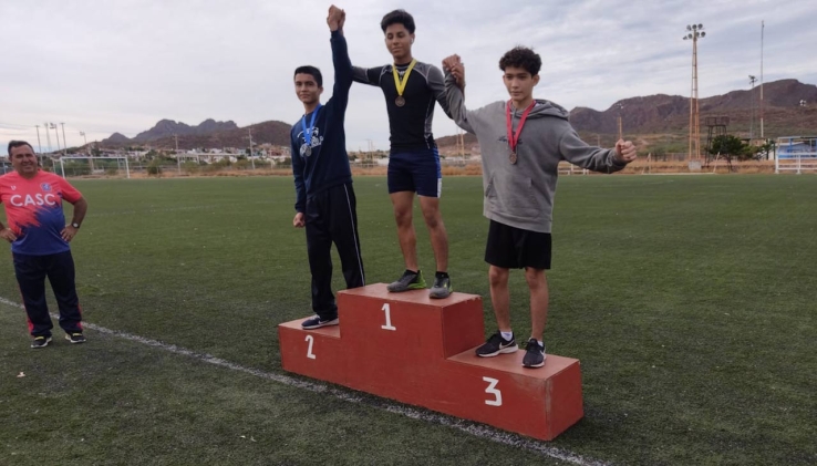 Realizan exitoso serial de atletismo