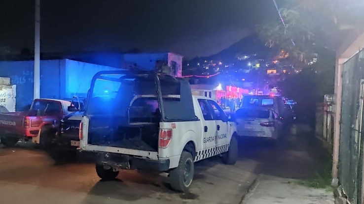 EN CASA DE SEGURIDAD   Detienen a 9 hampones