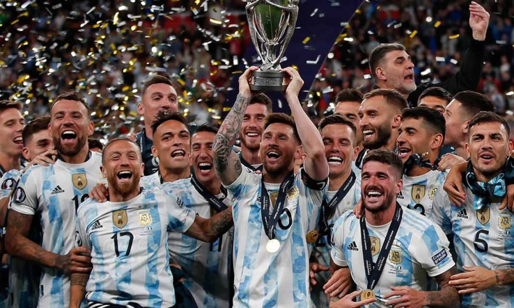 Argentina le pasa por encima a Italia en la Finalissima