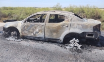 EN CARRETERA INTERNACIONAL   Se incendia automóvil