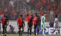    Atlas pone sobre las cuerdas a Pachuca y acaricia el título
