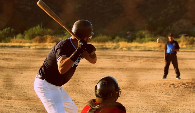 La Ranchería y Diablos lideran el beisbol ruco