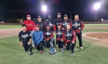 Elegantes es bicampeón del softbeis