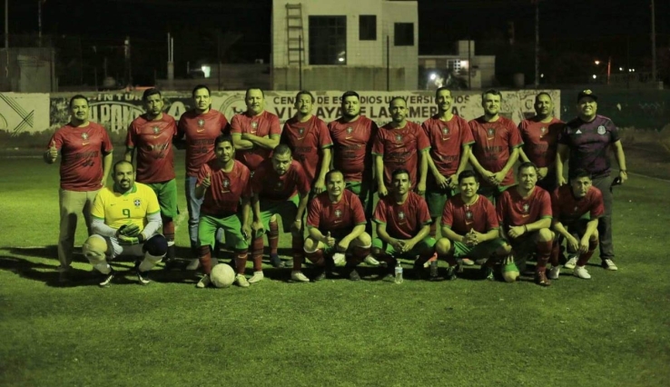 EN VETERANOS  Peckes suma su primer punto