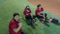 Así se juega la segunda semana  de softbol femenil en el puerto