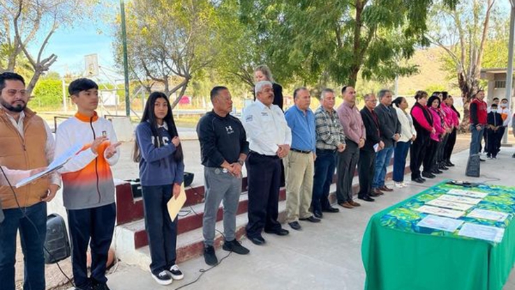 Celebran ceremonia cívica