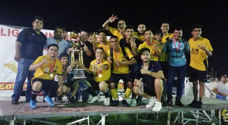 Mr. Frogs arranca con triunfo el torneo