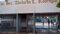 En Guaymas Denuncia alumna a maestro por acoso