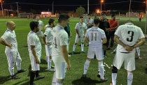 Merengues golea a Peckes