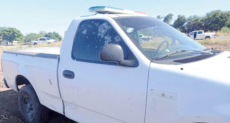 EN CARRETERA NAVOJOA-ETCHOJOA  Atacan a balazos a elemento de la AMIC