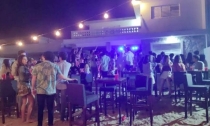 EN BAR DE SAN CARLOS     Resulta con herida la cabeza