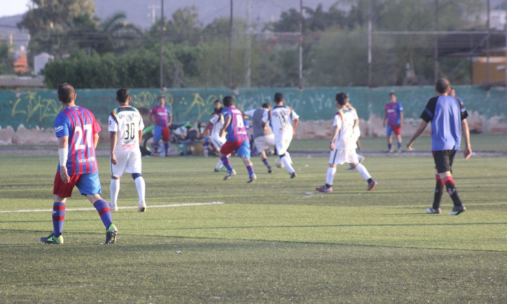 River golea a Deportivo CEA