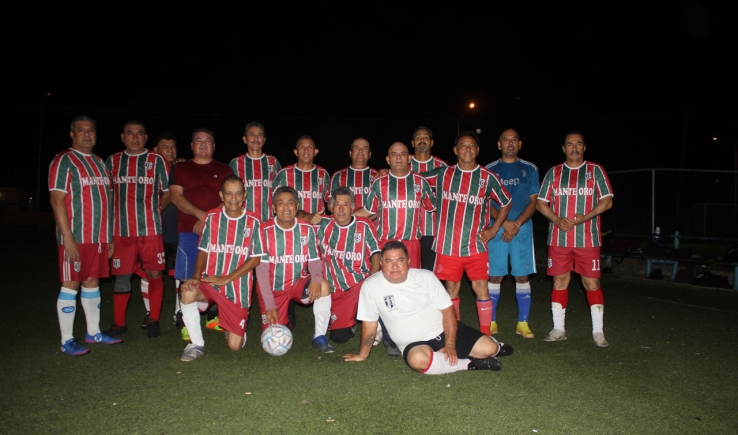 Mante noquea a Jaguares