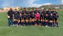 Plebes devora a Leonas