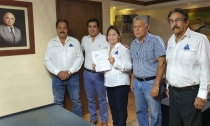 Firman convenio Canaco y funeraria
