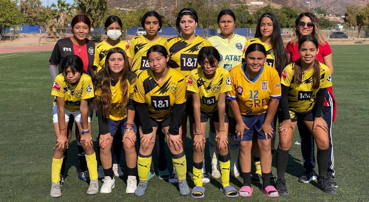 Se impone Peques a Diamantito