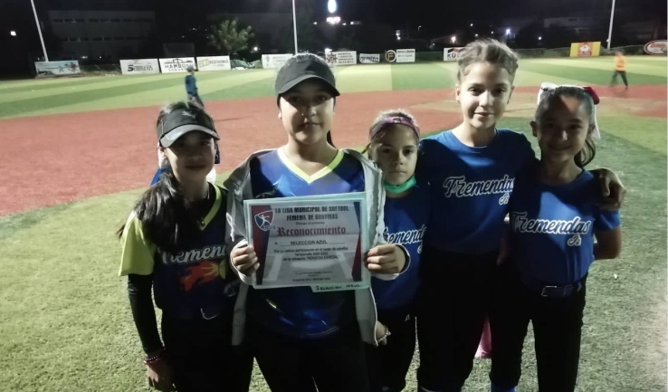 Mennys se impone a Mambas Negras